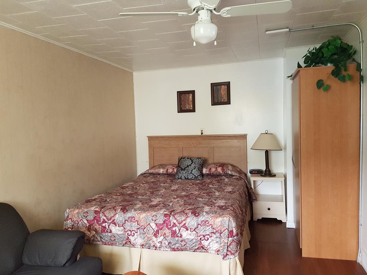 Flamingo Motel Cranbrook Luaran gambar
